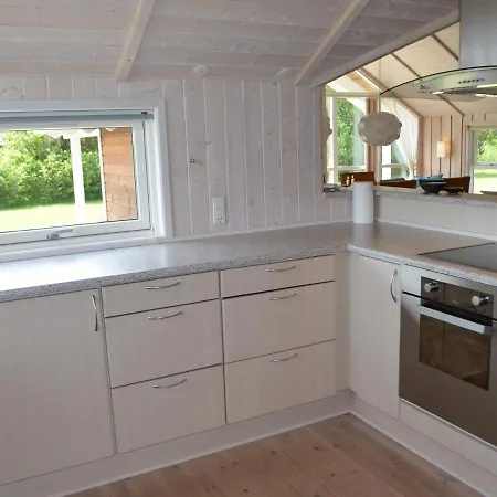 Feriehus Holiday Henne Lxxxiii *