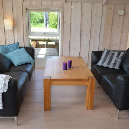 Feriehus Holiday Henne Lxxxiii *